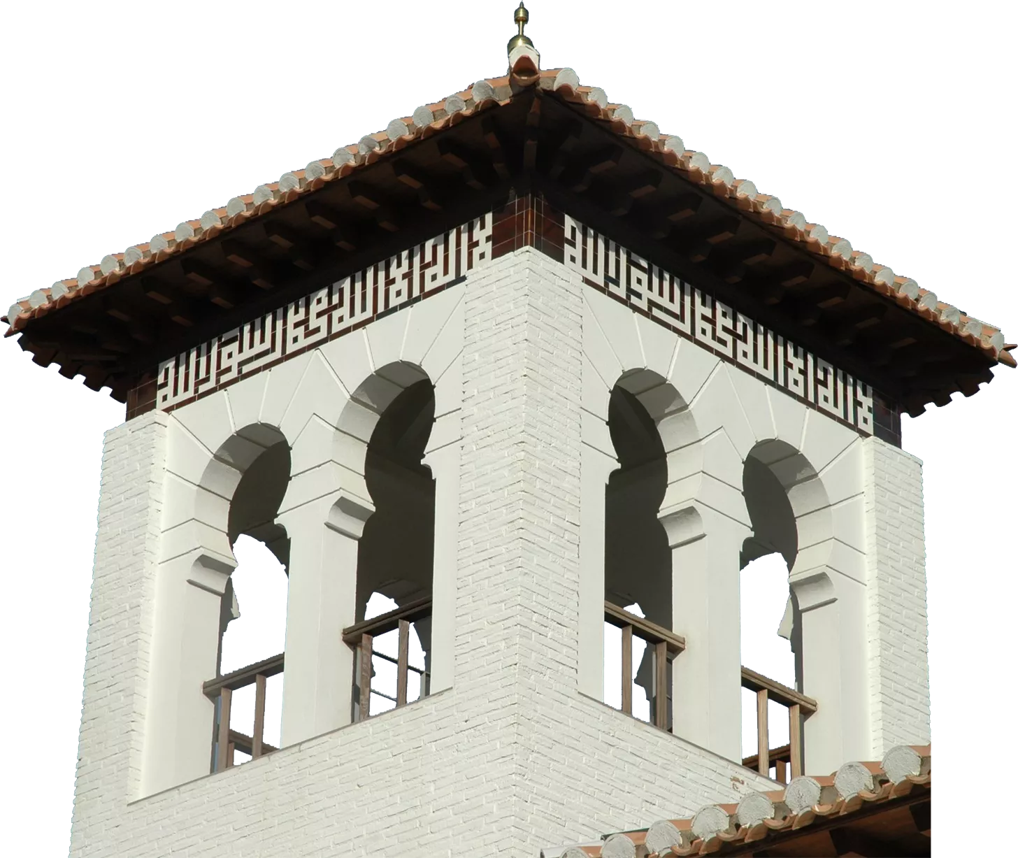 El alminar de la mezquita recortado sobre fondo transparente, con sus arcos gemelos y el friso caligráfico
